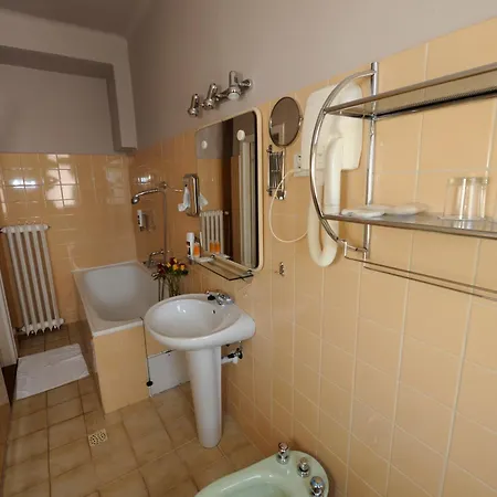 Zlatá štika 3*