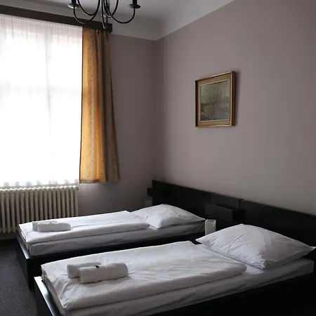 Zlatá štika 3*